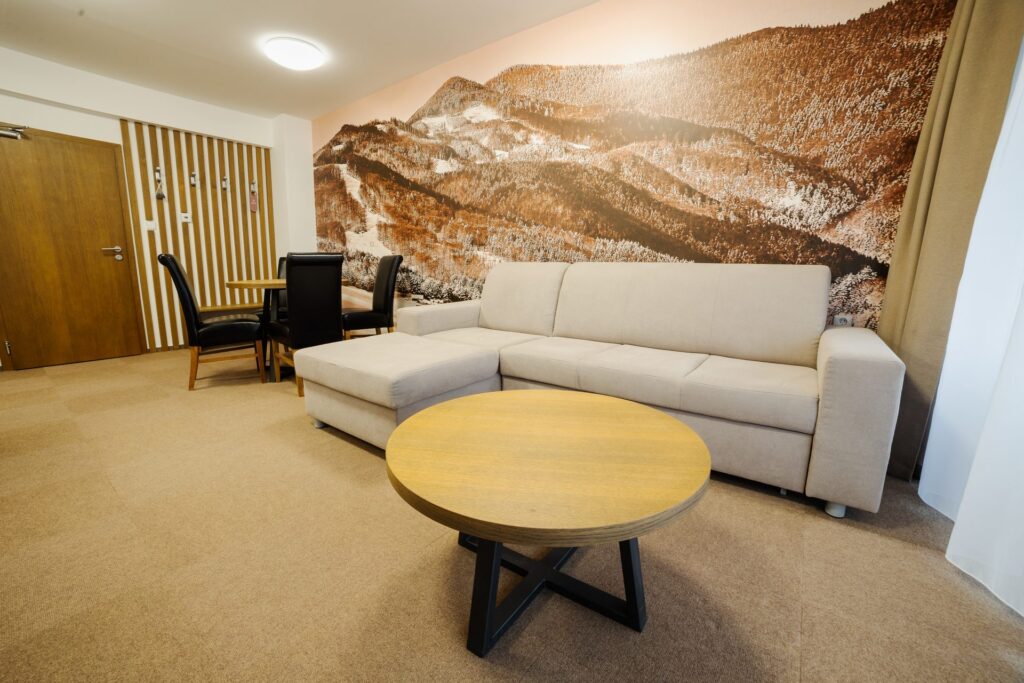 Deluxe apartmán 2+2 – sedacia súprava